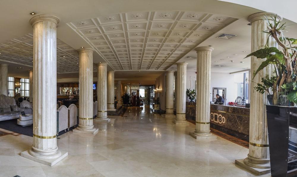 โรงแรมเลออน โดโร เวโรนา ภายนอก รูปภาพ